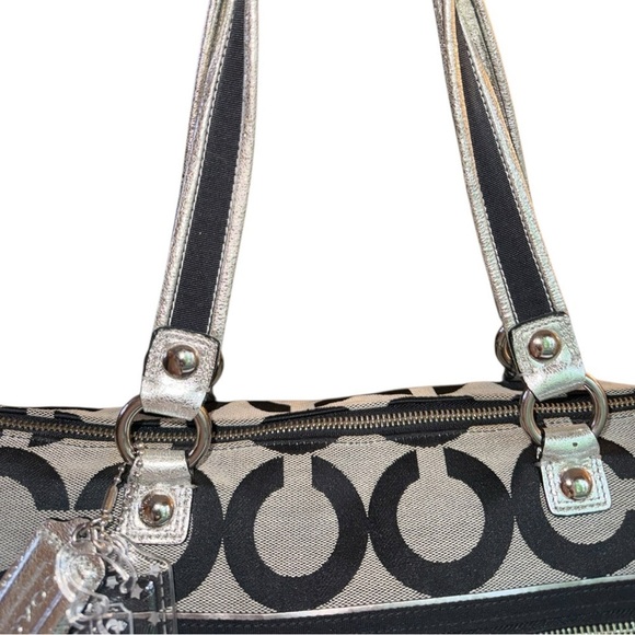 ▶️ Coach ◀️ Poppy Large Pop Op 🔥3 NICE Hang Tags Included - Picture 16 of 17